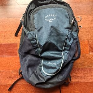 Osprey daylite backpack